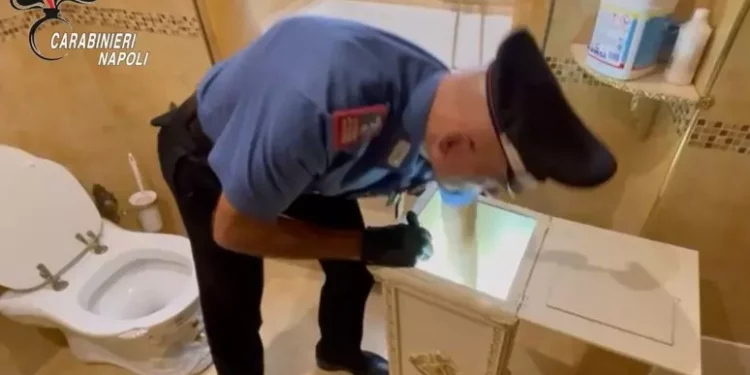 Spaccio di droga nel Napoletano, 11 arresti dei Carabinieri