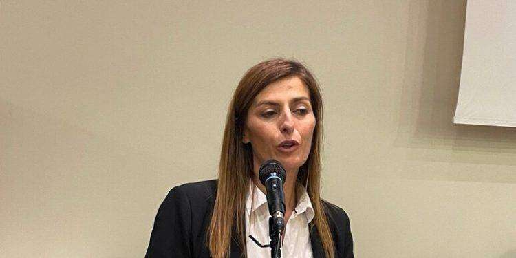 Rinnovabili: Anci, ‘stop agli impianti in attesa aree idonee’