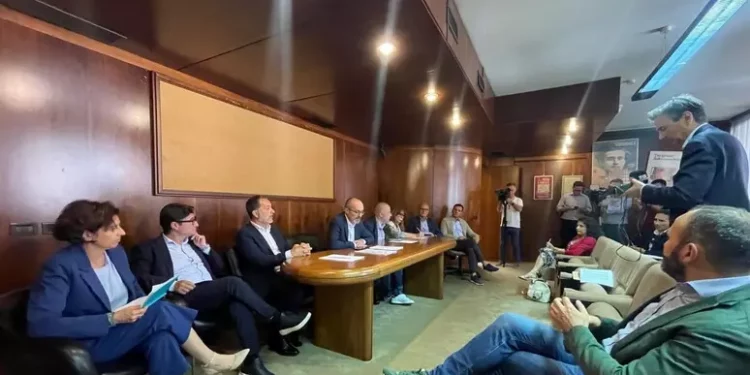 Proposta ‘salva agricoltura’ per stop assalto rinnovabili