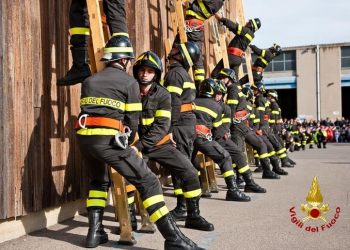 Vigili del fuoco denunciano, ‘poco personale e turni estenuanti’