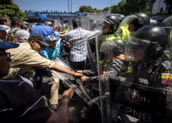 A Caracas scoppiano la violenza dei gruppi filo Usa contro la vittoria di Maduro