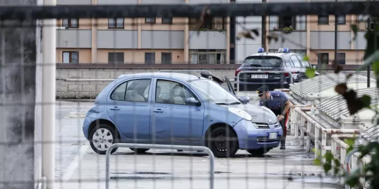 ++ Bimba dimenticata in auto dal papà, morta di caldo ++