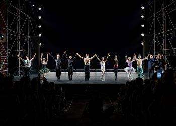 Sold out e standing ovation per Roberto Bolle and Friends al Teatro di Tharros per L’Estate di Mont’e Prama