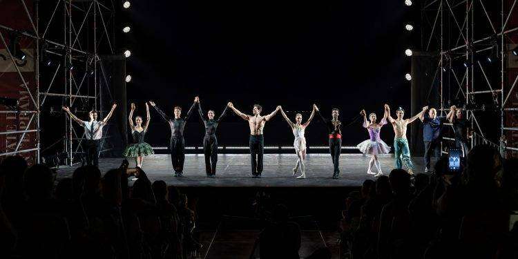 Sold out e standing ovation per Roberto Bolle and Friends al Teatro di Tharros per L’Estate di Mont’e Prama