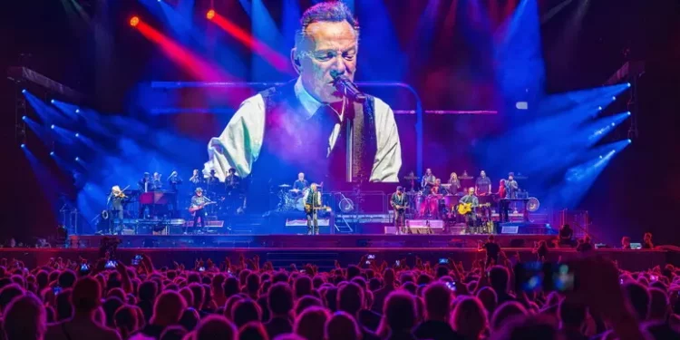 Bruce Springsteen ufficialmente tra i miliardari di Forbes