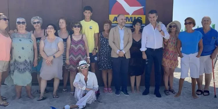 Cagliari, la spiaggia del Poetto fruibile anche per disabili