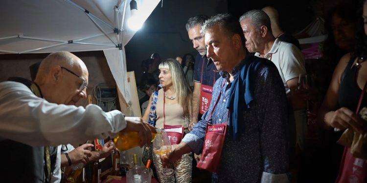 “Calici di stelle” il 9 agosto a Sennori tra vini, arte, tradizioni e turismo esperienziale