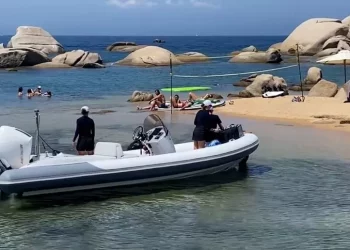 Comitato denuncia, ‘a Palau una festa privata in spiaggia’