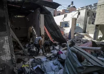 Gaza, media: 13 morti negli ultimi raid del regime d’Israele sulla Striscia
