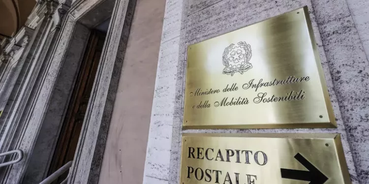 Inchiesta su appalti truccati, perquisizioni della Gdf al Mit