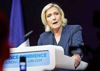 Parigi, la Procura apre un’indagine su finanziamenti illeciti a Marine Le Pen