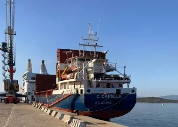 Nave fermata in porto a Olbia, è la sesta del 2024