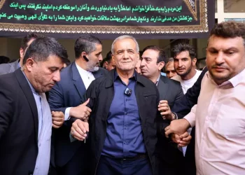 l’Iran al voto: eletto il riformista Pezeshkian