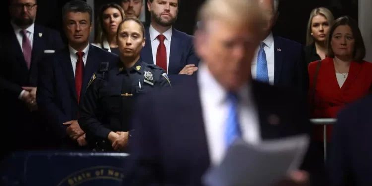 Trump sceglie come vice il 39enne senatore J.D. Vance