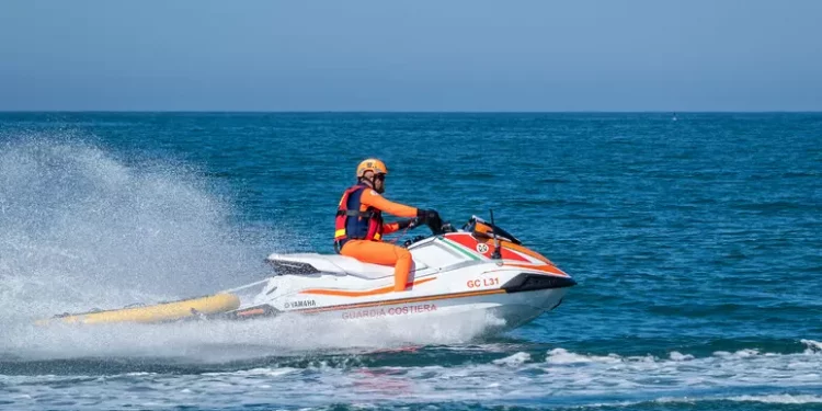 Una nuova moto d’acqua per la Guardia Costiera di La Maddalena