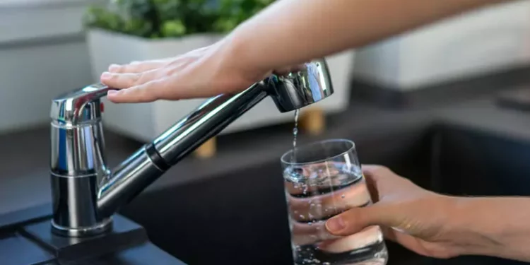 L’acqua del rubinetto è sicura, i parametri rispettati al 99%