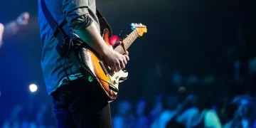 Le melodie delle canzoni sempre più semplici dal 1950 a oggi