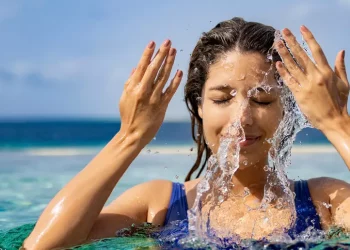 Vero o falso, tutto quello che c’è da sapere sulla pelle in estate