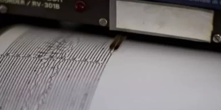 Campi Flegrei, terremoto di magnitudo 3.2 vicino Pozzuoli