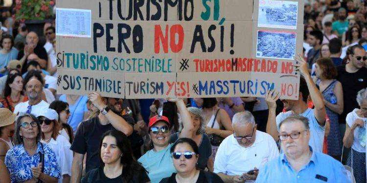 Nuove proteste a Maiorca contro il turismo di massa