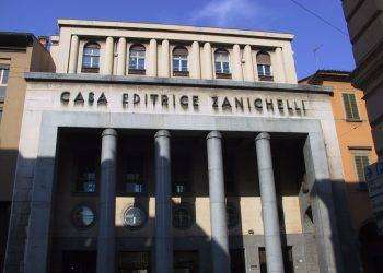 Zanichelli, tra i neologismi overtourism, bubble tea e maranza