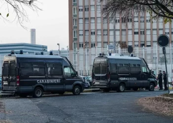 Disordini nel carcere di Torino, sei gli agenti feriti
