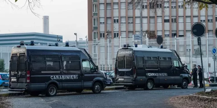 Disordini nel carcere di Torino, sei gli agenti feriti