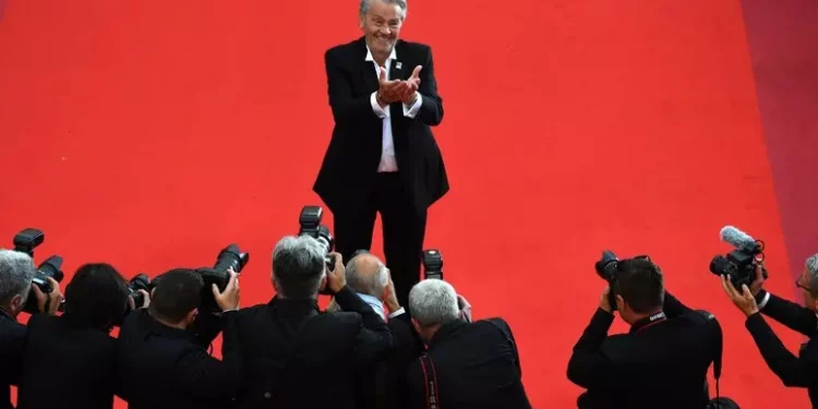 E’ morto Alain Delon, il leggendario attore francese