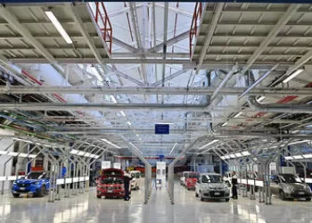 In Europa il mercato dell’auto è quasi fermo, +0,4% a luglio