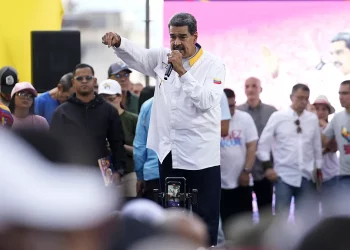 Il ministro degli esteri venezuelano lamenta l’ingerenza europea nelle elezioni presidenziali