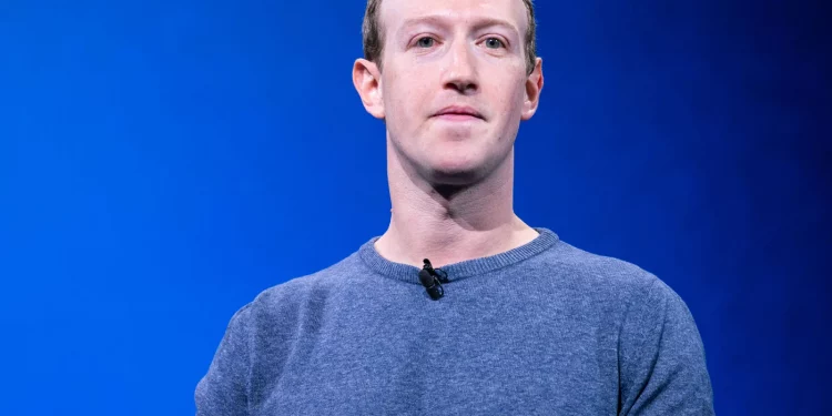 Mark Zuckerberg denuncia: “Amministrazione Biden ha fatto pressioni su Facebook per censurare”
