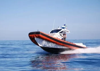 Muore per un malore durante una battuta di pesca in apnea