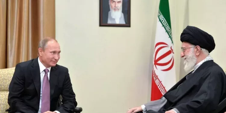 Putin a Khamenei: ‘Evitare civili nella risposta a Israele’