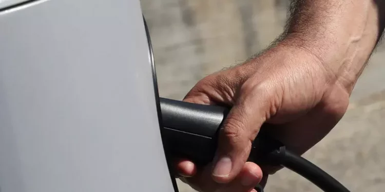 Sono 5.319 le domande nel primo mese per il bonus colonnine