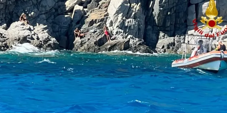 Torre delle Stelle, in balia del mare durante l’escursione in Sup