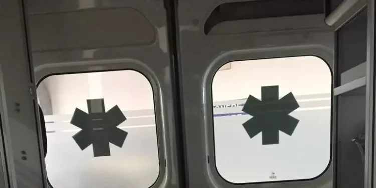 Esplosione in un trullo: un ferito, si scava tra macerie