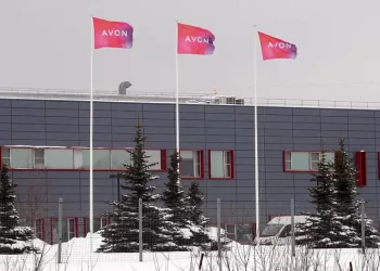 “Talco cancerogeno”: il colosso dei cosmetici Avon va in bancarotta