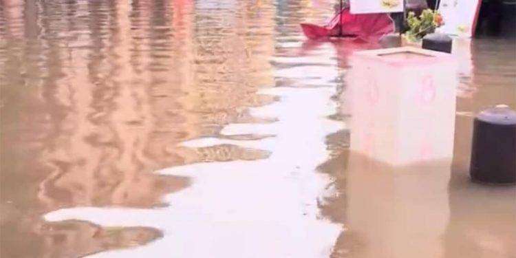 Maltempo in Sardegna, maxi allagamenti a Bosa