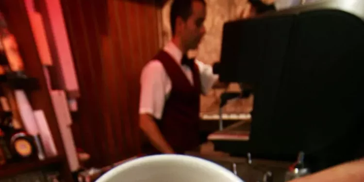 Scocchia (illycaffè), tazzina al bar potrebbe arrivare a 2 euro