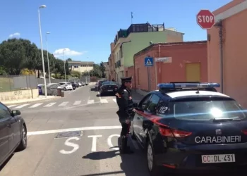 Minacce e percosse alla moglie, 56enne allontanato da casa