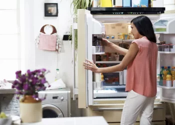 Dispensa e frigorifero prima delle vacanze, consigli anti sprechi