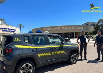 Sbarca dalla nave con 3 kg di cocaina, arrestato a Olbia