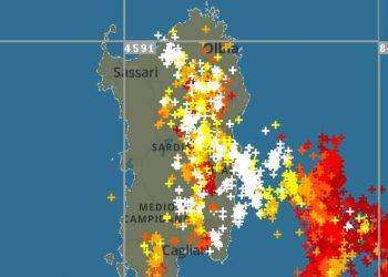 Maltempo, rovesci e tempesta di fulmini sull’isola