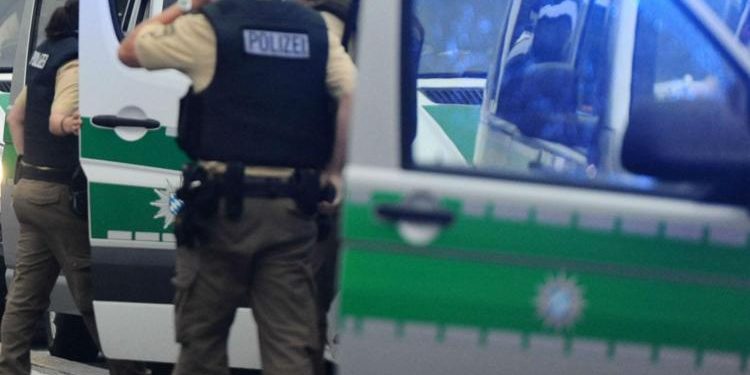 Terrore in Germania, attacco con coltello a Solingen: morti e feriti alla festa cittadina