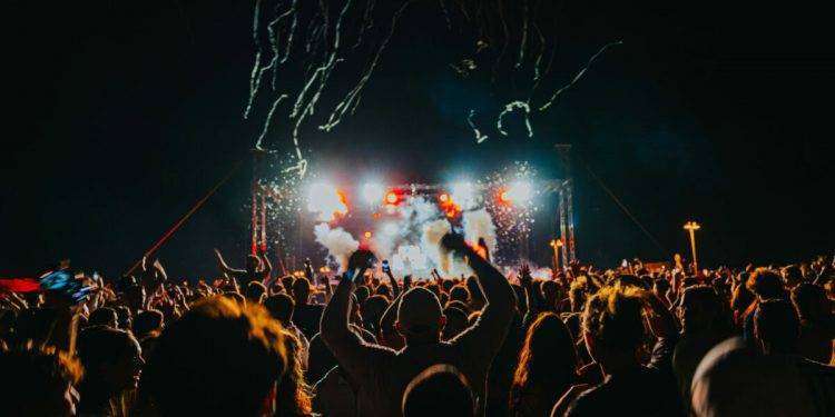 Nora Summer Festival: la note di San Lorenzo 10 ore di musica dal tramonto all’alba