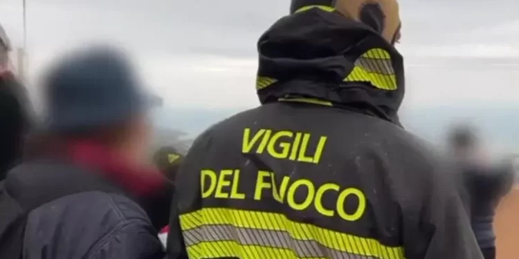 Frana nel Casertano, si cercano due persone