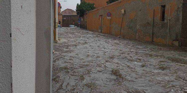 Violento nubifragio sul cagliaritano: Pirri allagata