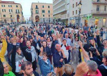 Sassari, Flash Mob “Una penna al vento” chiude la raccolta firme di Pratobello 24