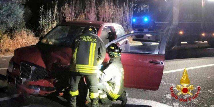 Oristano, scontro tra due auto: un ferito grave