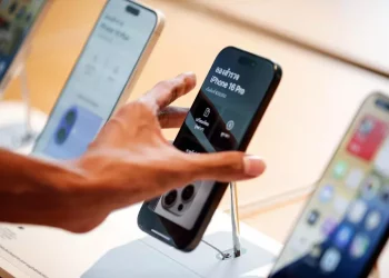 Apple punta sulla riparabilità dei nuovi iPhone 16